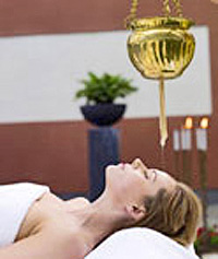 ayurveda - shirodhara